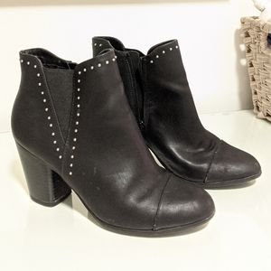 Lauren Conrad Ankle Booties/Dress Boots